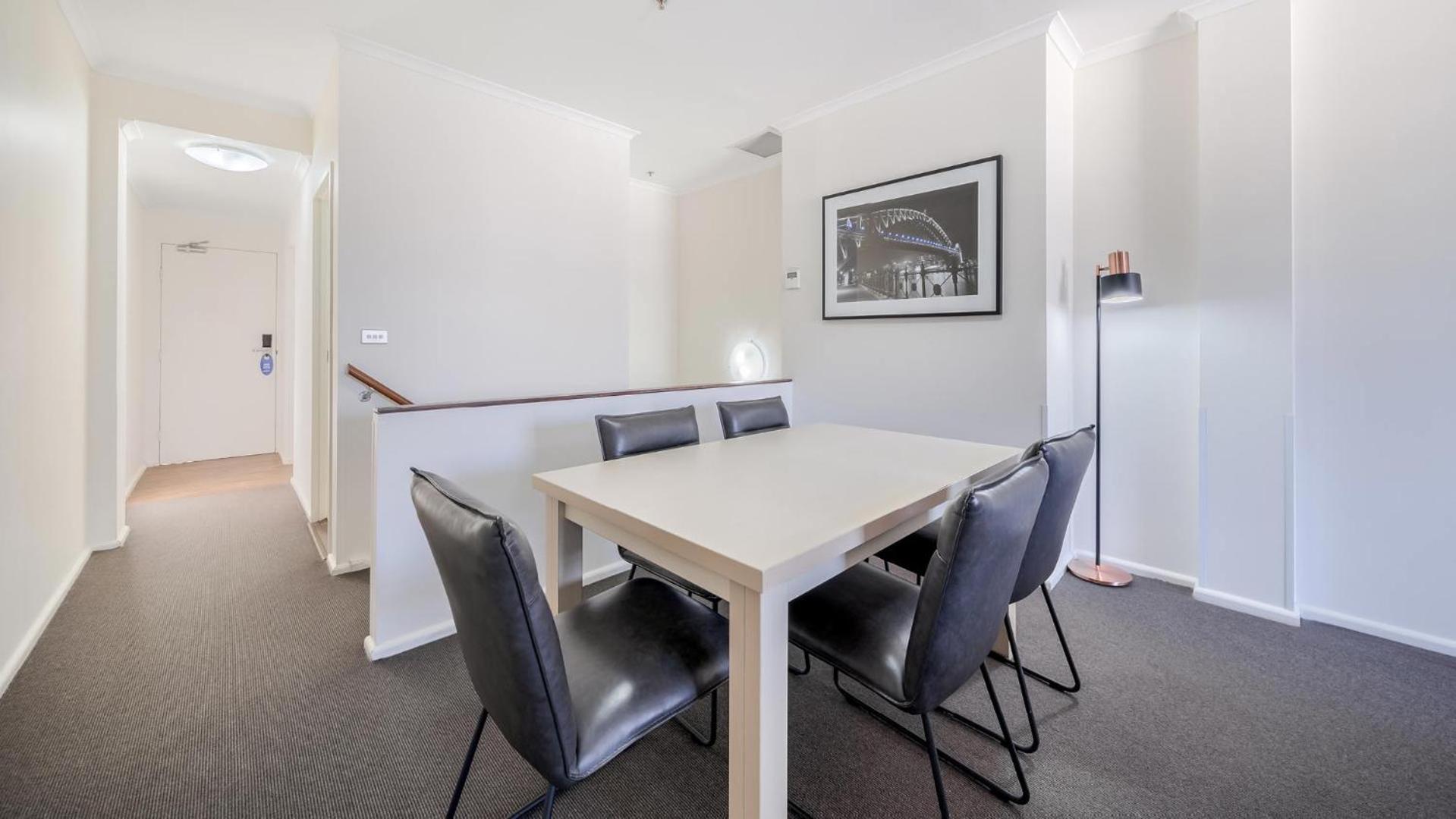 Oaks Sydney Goldsbrough Suites Εξωτερικό φωτογραφία